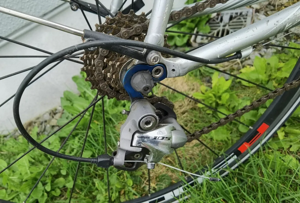 Felt hybrid bike - Image 2