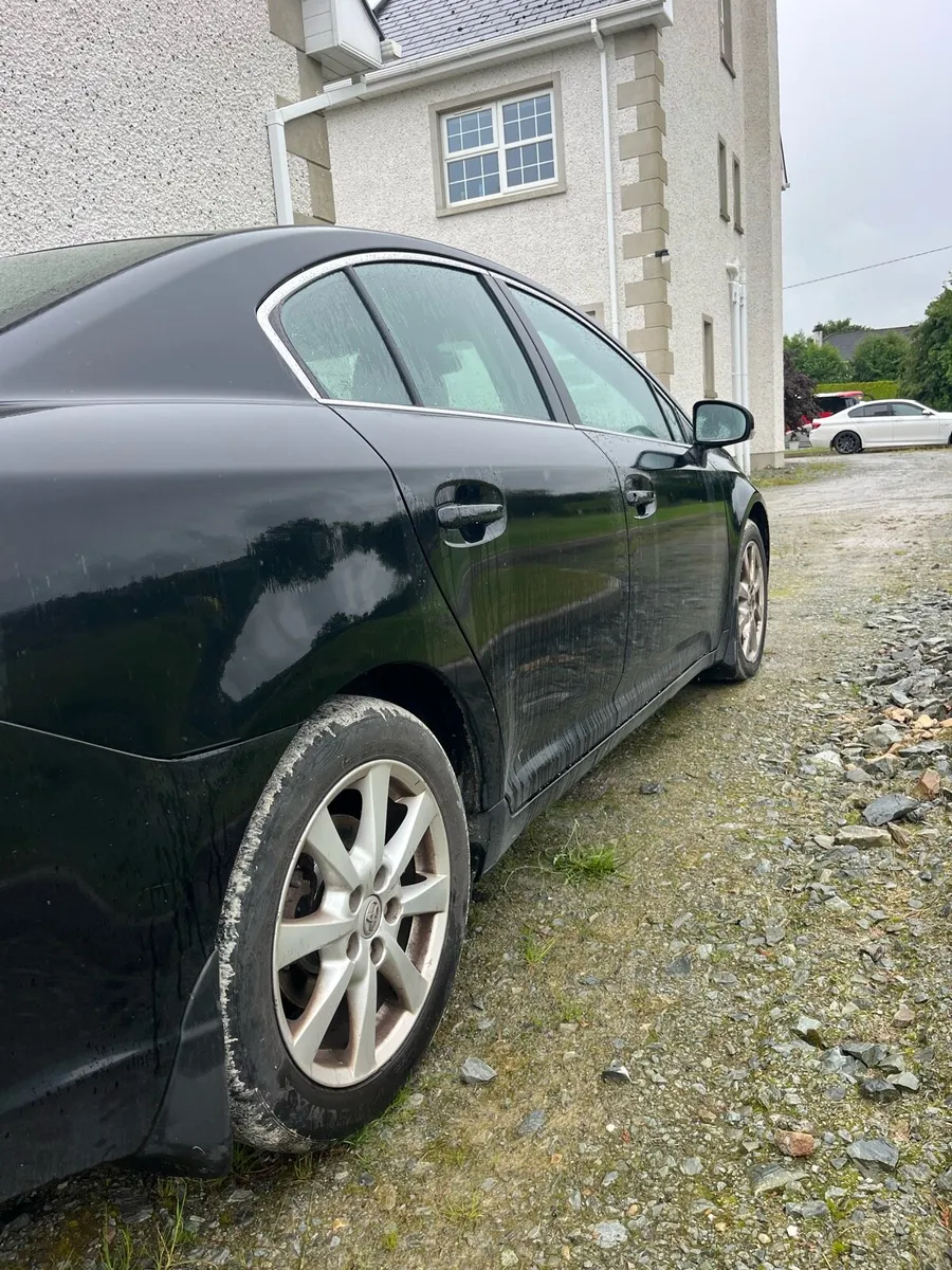 Toyota Avensis - Image 2