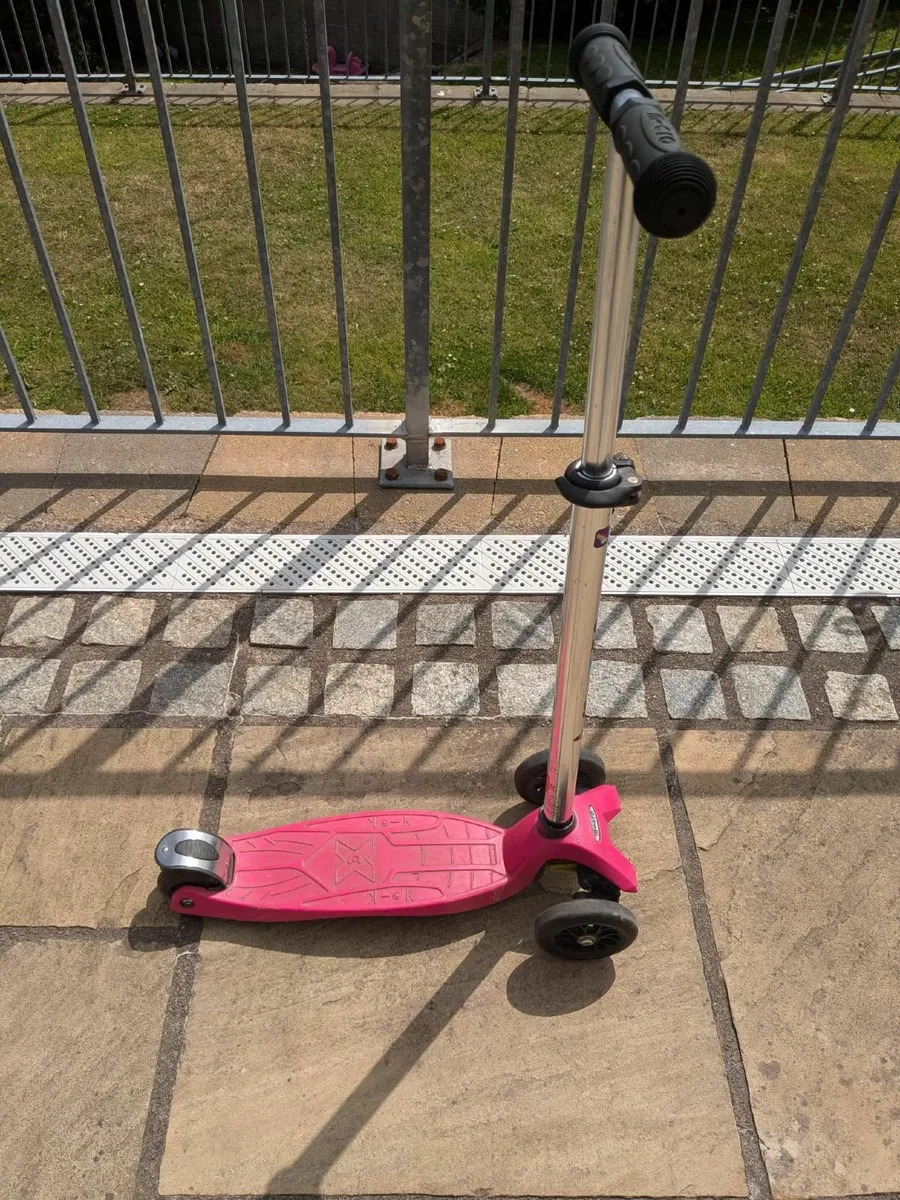 Scooter - Image 1