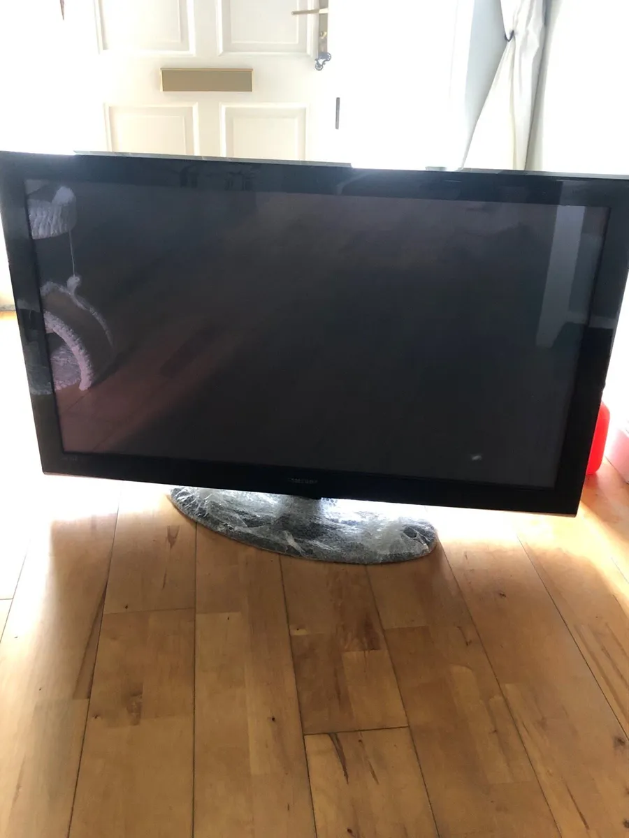 Samsung 50” plasma tv (not a smart tv) - Image 1