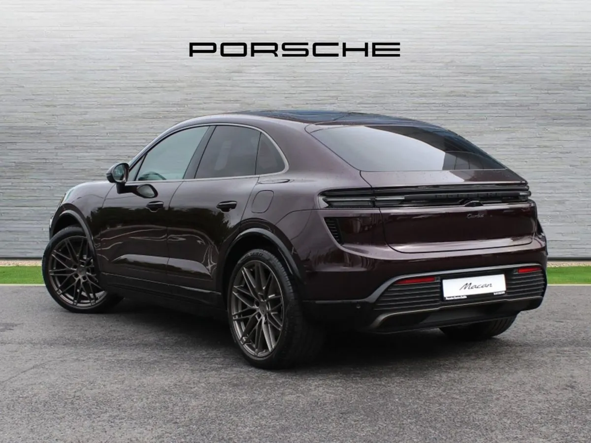 Porsche Macan Turbo - Image 2