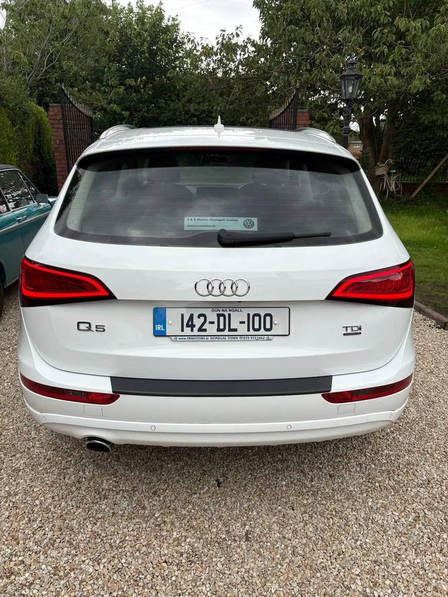 2014 Audi Q5 , 2.0 litre diesel, 4x4 , 6 speed man - Image 4