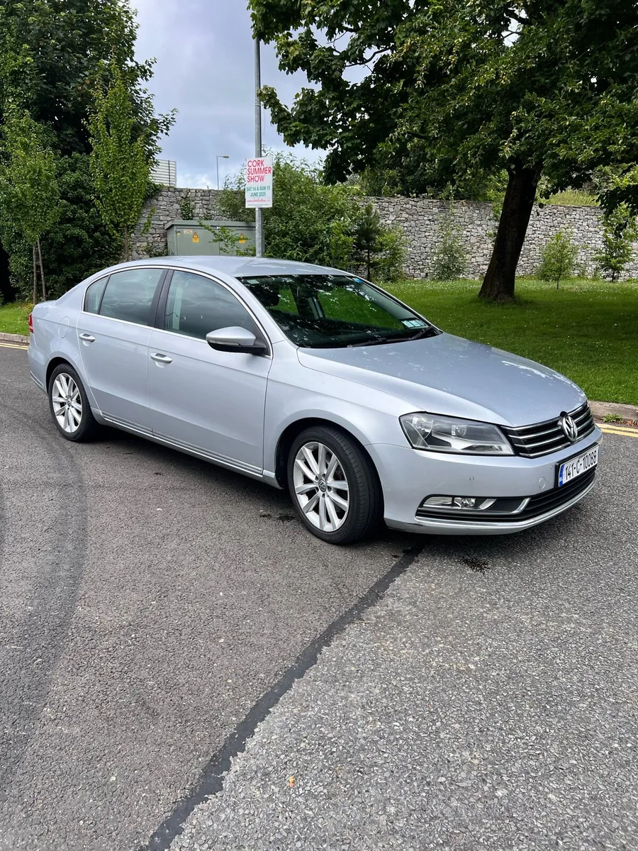 14’ VOLKSWAGEN PASSAT 2.0 TDI EXECUTIVE - Image 3