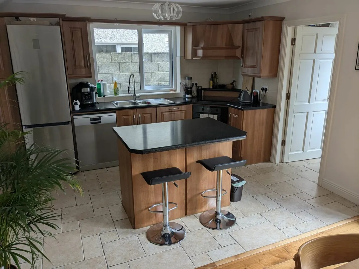 Room for rent in shared house in Ennis, Co. Clare - Image 1