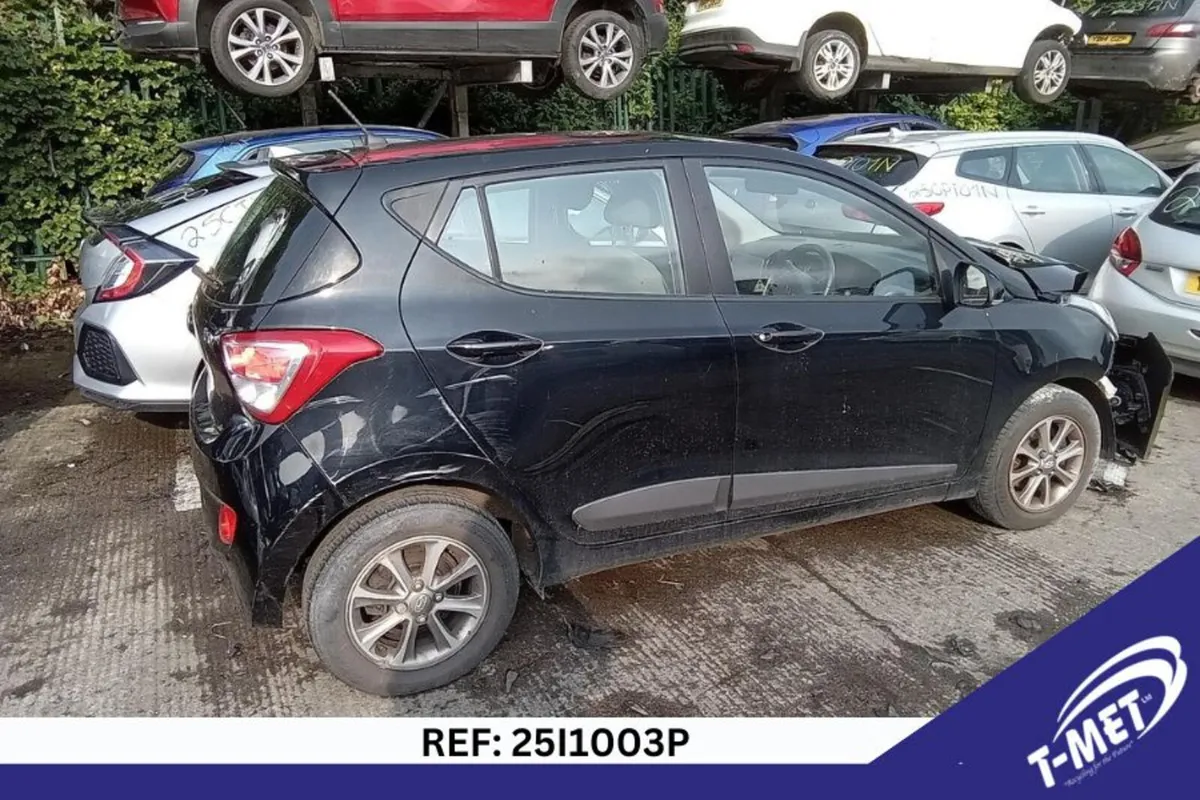 2016 HYUNDAI I10 BREAKING FOR PARTS - Image 1