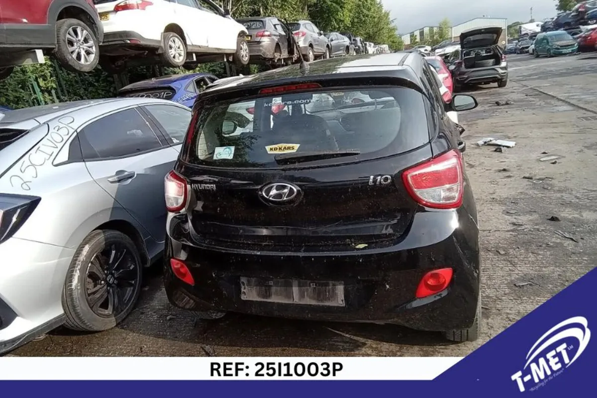 2016 HYUNDAI I10 BREAKING FOR PARTS - Image 2