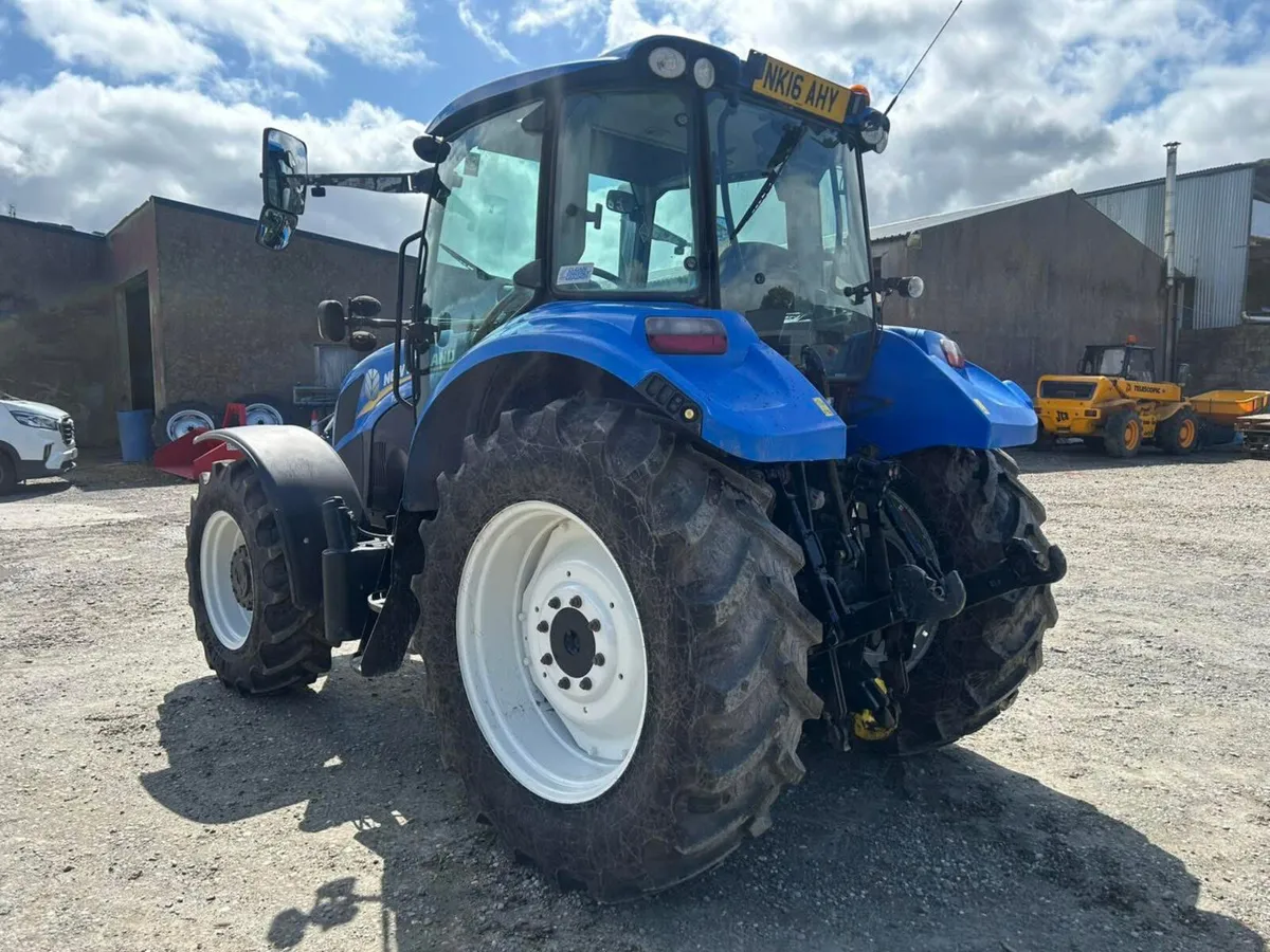 2015 New Holland T5.105 - Image 3