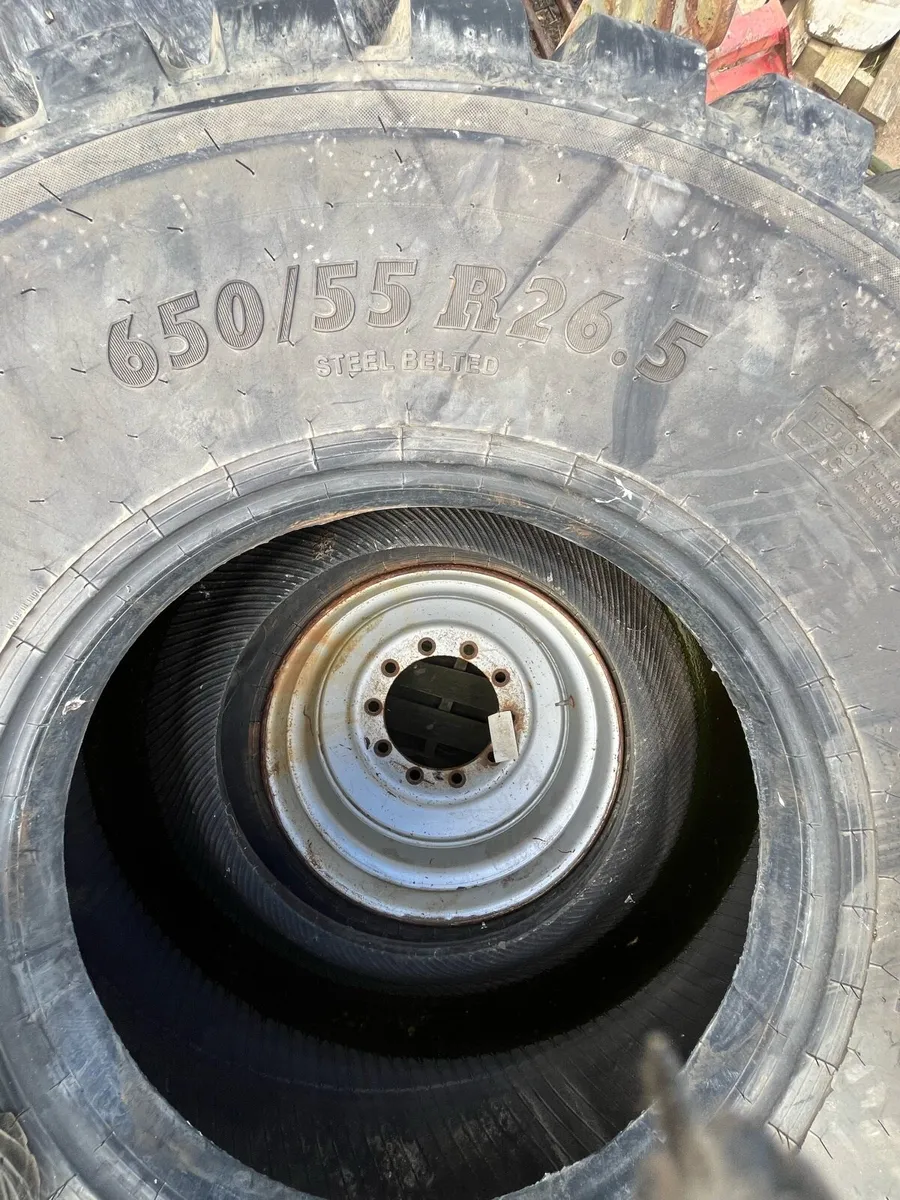 Wheels and tyres and loader brackets - Image 2
