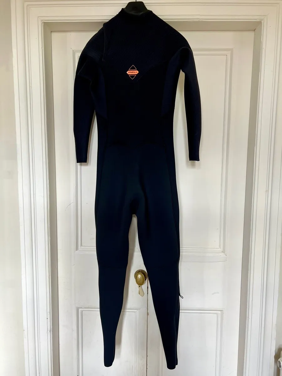O Neill Women’s Hyperfreak wetsuit - Image 3
