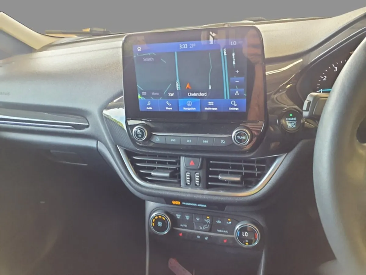 Ford Fiesta 125 Titanium - Image 3