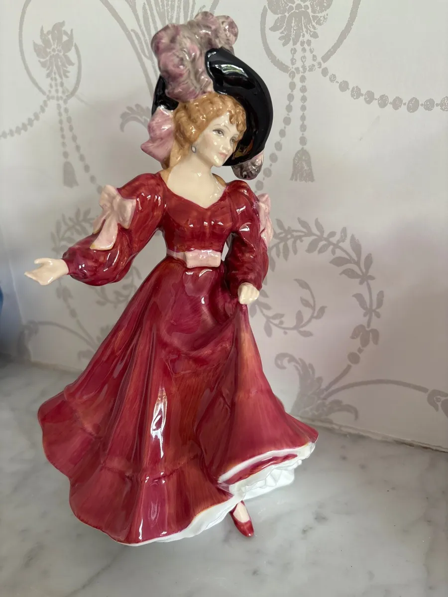 Royal Doulton figurine - Image 1