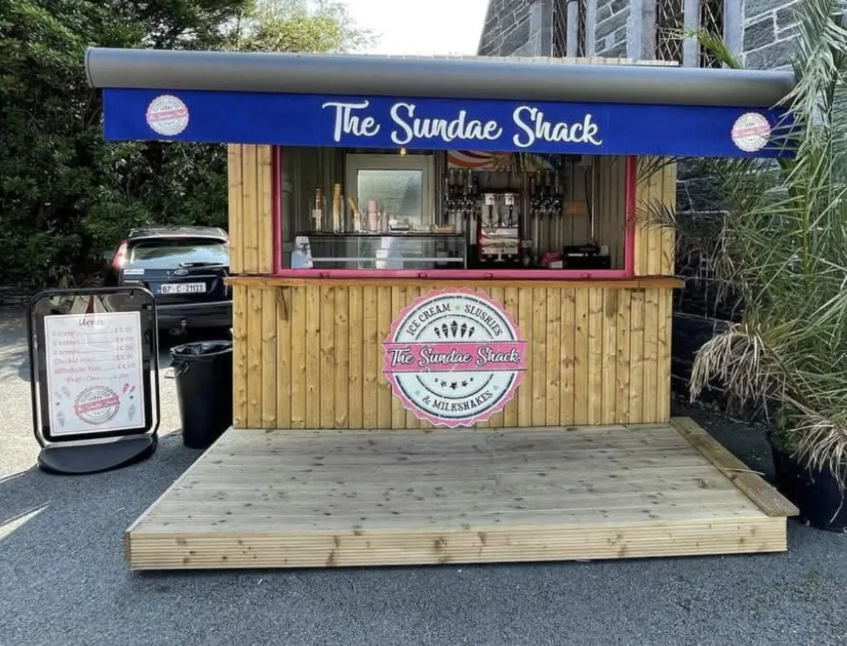 Catering Container,.Ice Cream, Coffee etc - Image 1