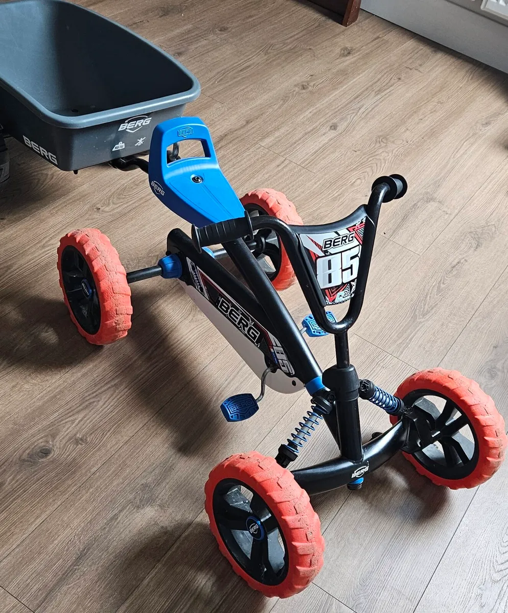 Berg Buzzy Nitro Kart and buzzy trailer - Image 2