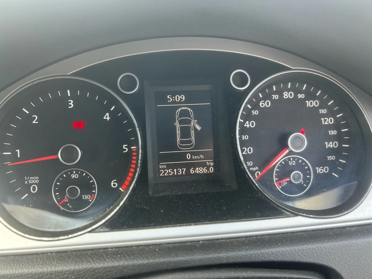 Volkswagen Passat 2014 - Image 4