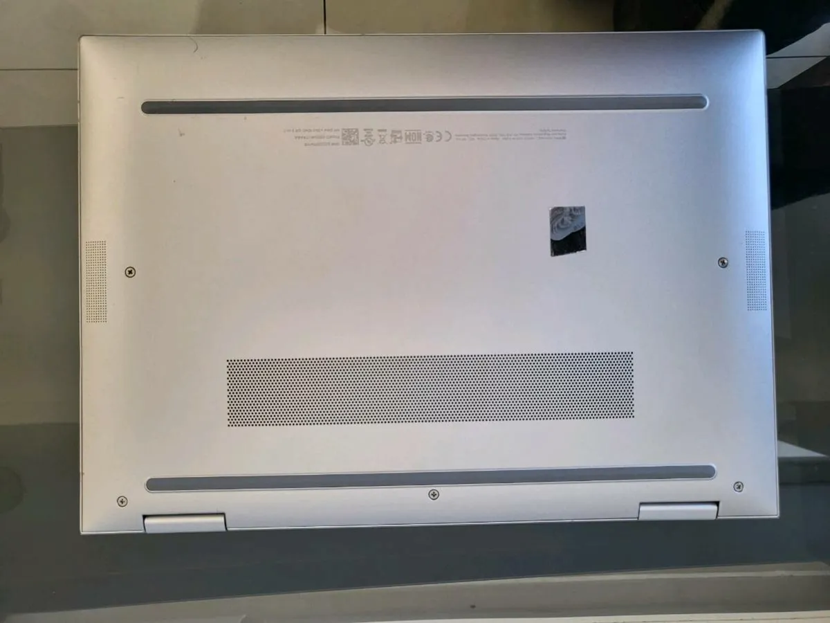 HP Elitebook x360 1040 g9 - Image 2
