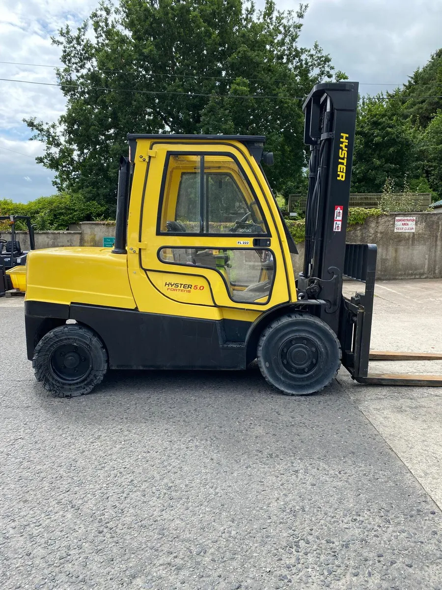 2008 HYSTER H5.0FT INDUSTRIAL FORKLIFT - Image 1