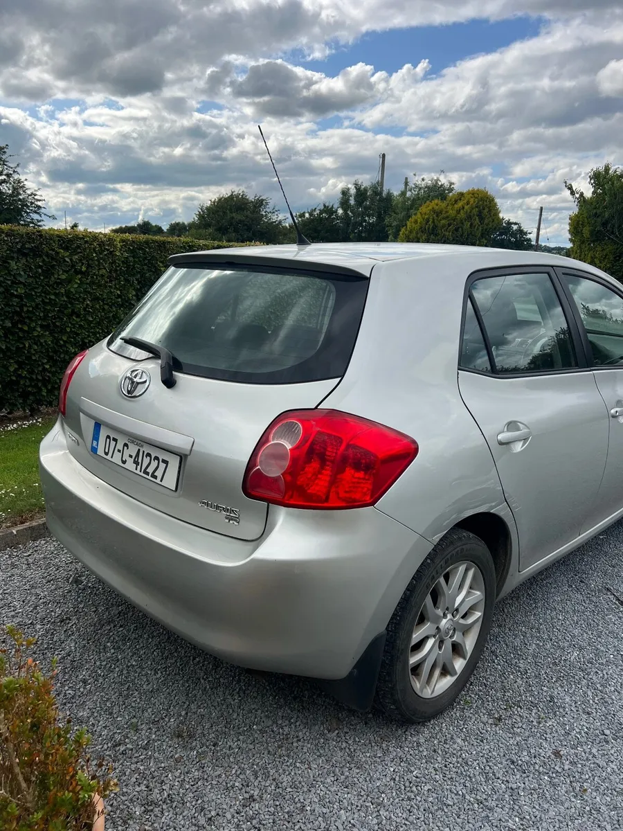 Toyota Auris 2007 - TEXTS ONLY - Image 2