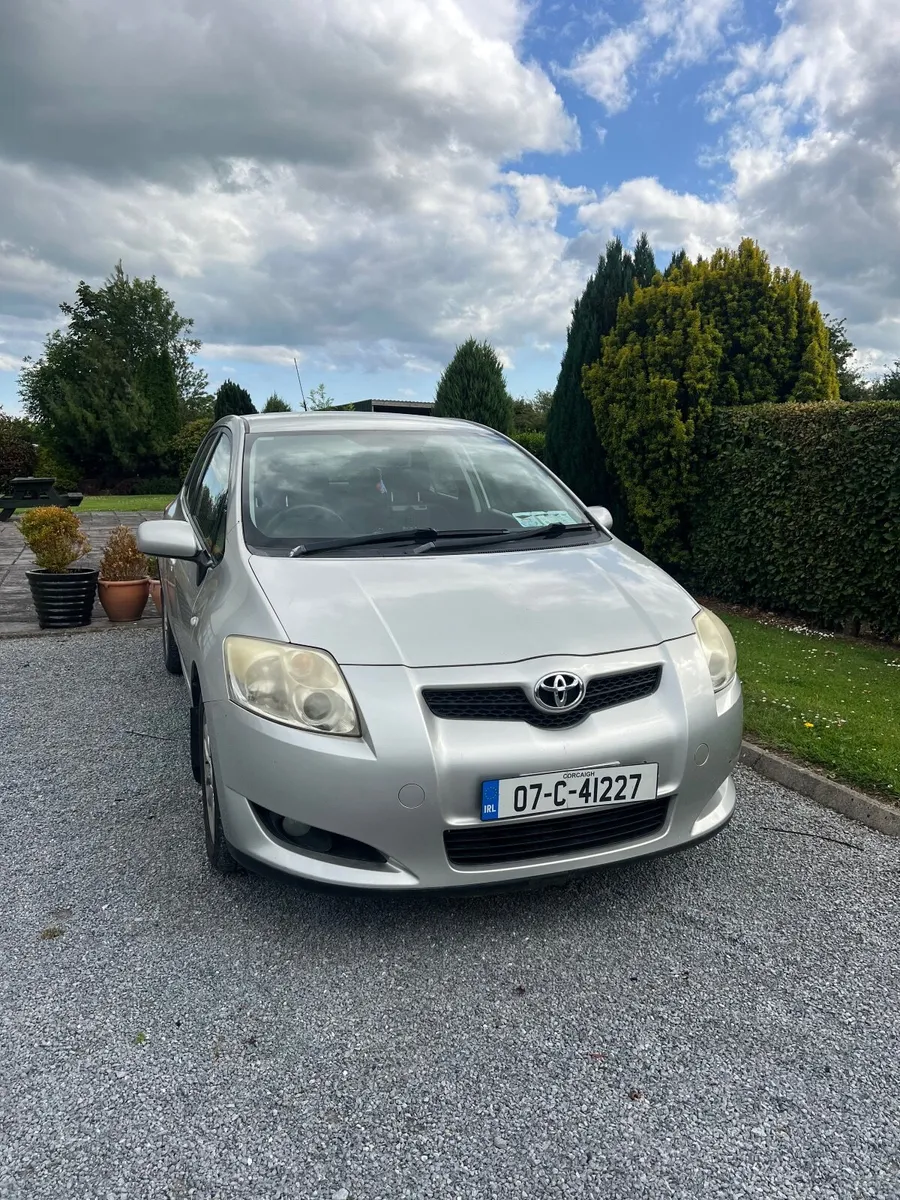 Toyota Auris 2007 - TEXTS ONLY - Image 1