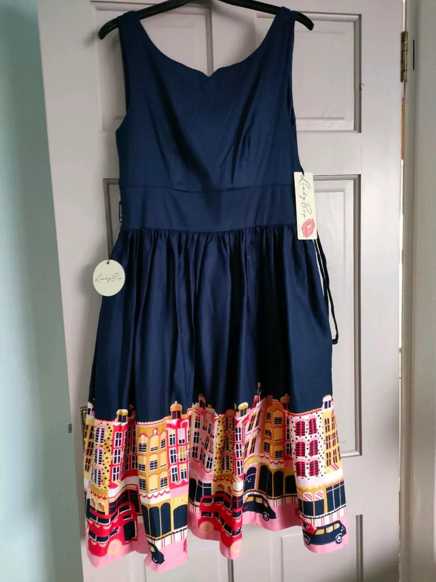 Beautiful new dress - Image 1
