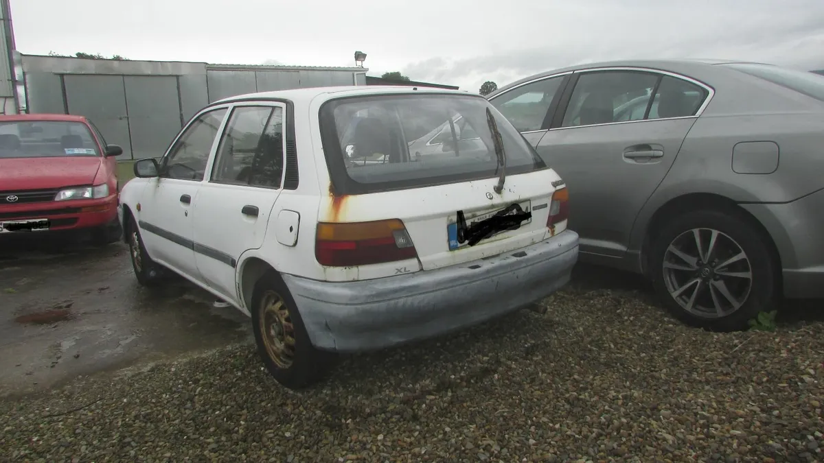 Toyota Starlet 1990 - Image 2