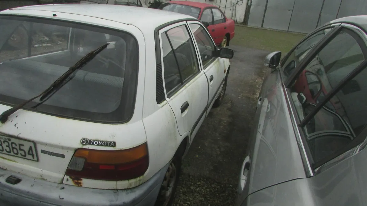Toyota Starlet 1990 - Image 3