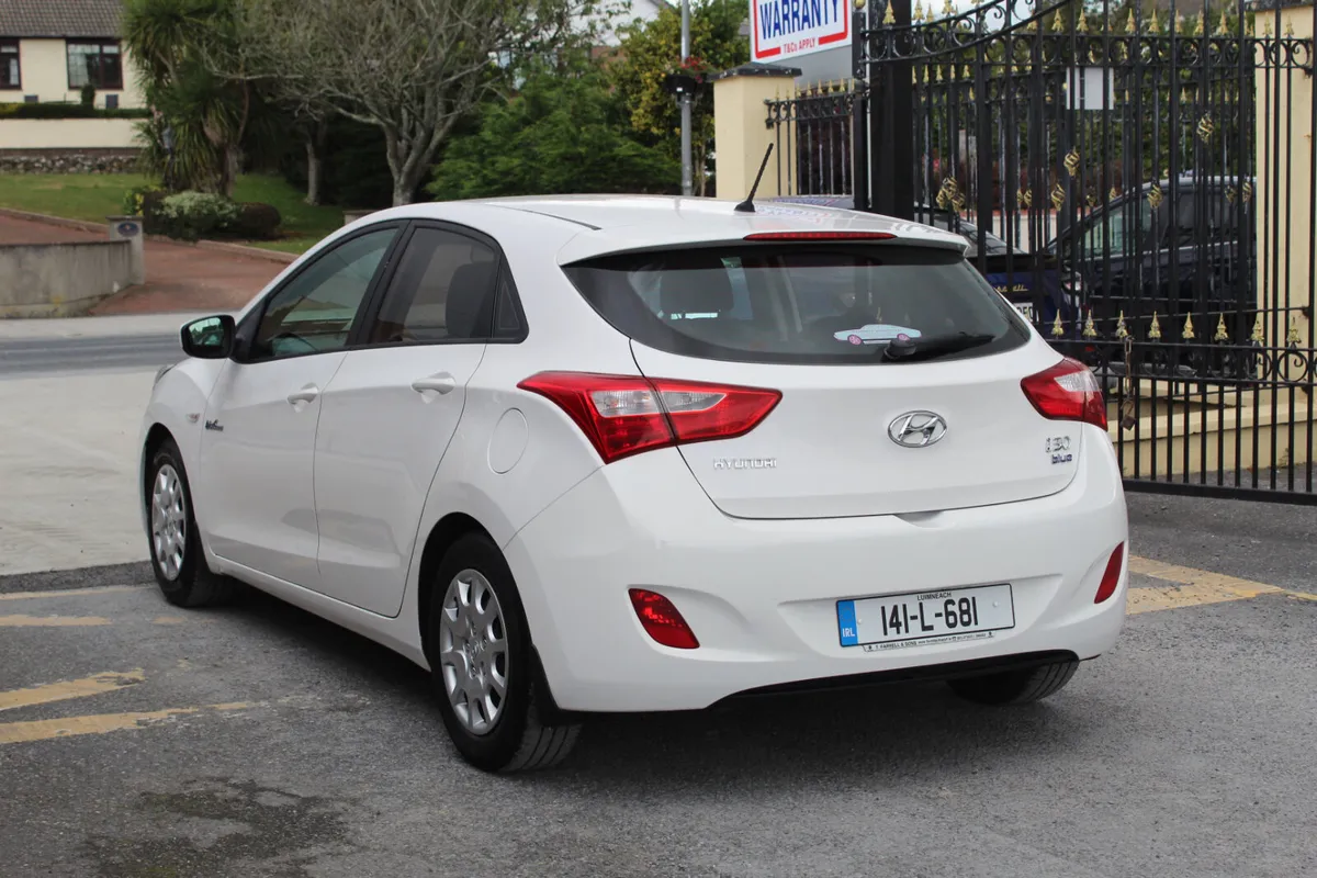 Hyundai i30 2014 1.4 Petrol * warranty* - Image 4