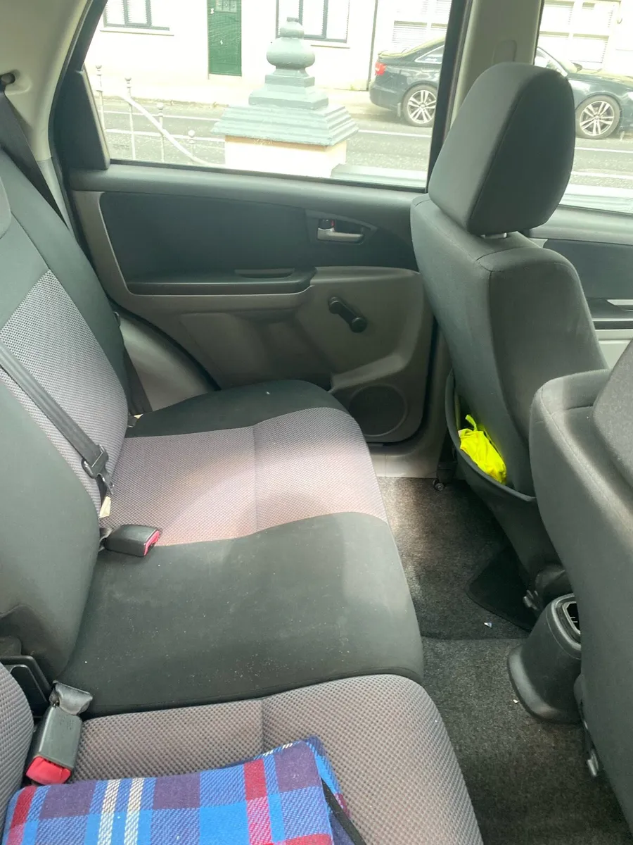 Suzuki SX4 GLX - Image 2