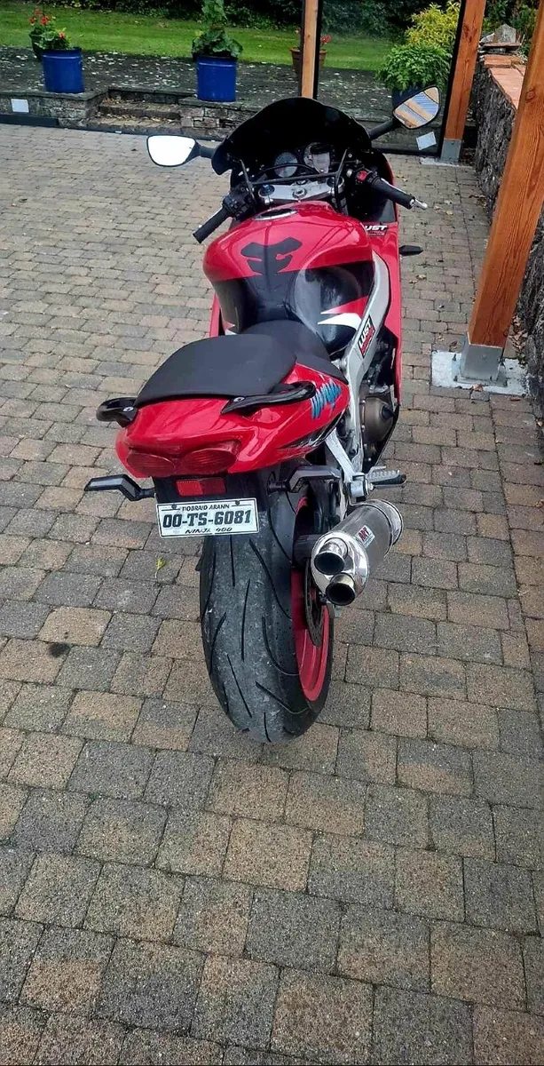 Kawasaki Ninja ZX9R - Image 4