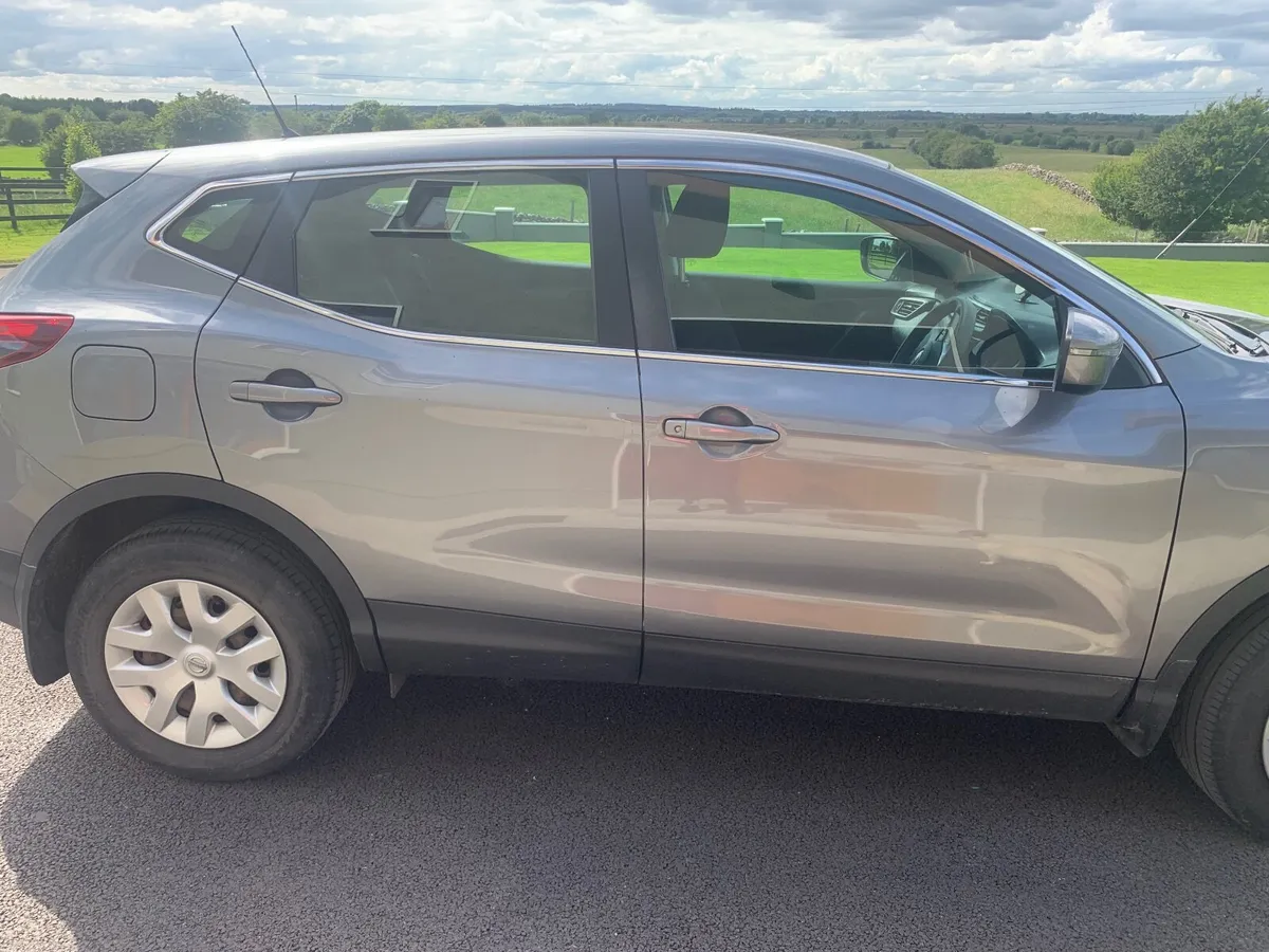 Nissan Qashqai 2019 - Image 3