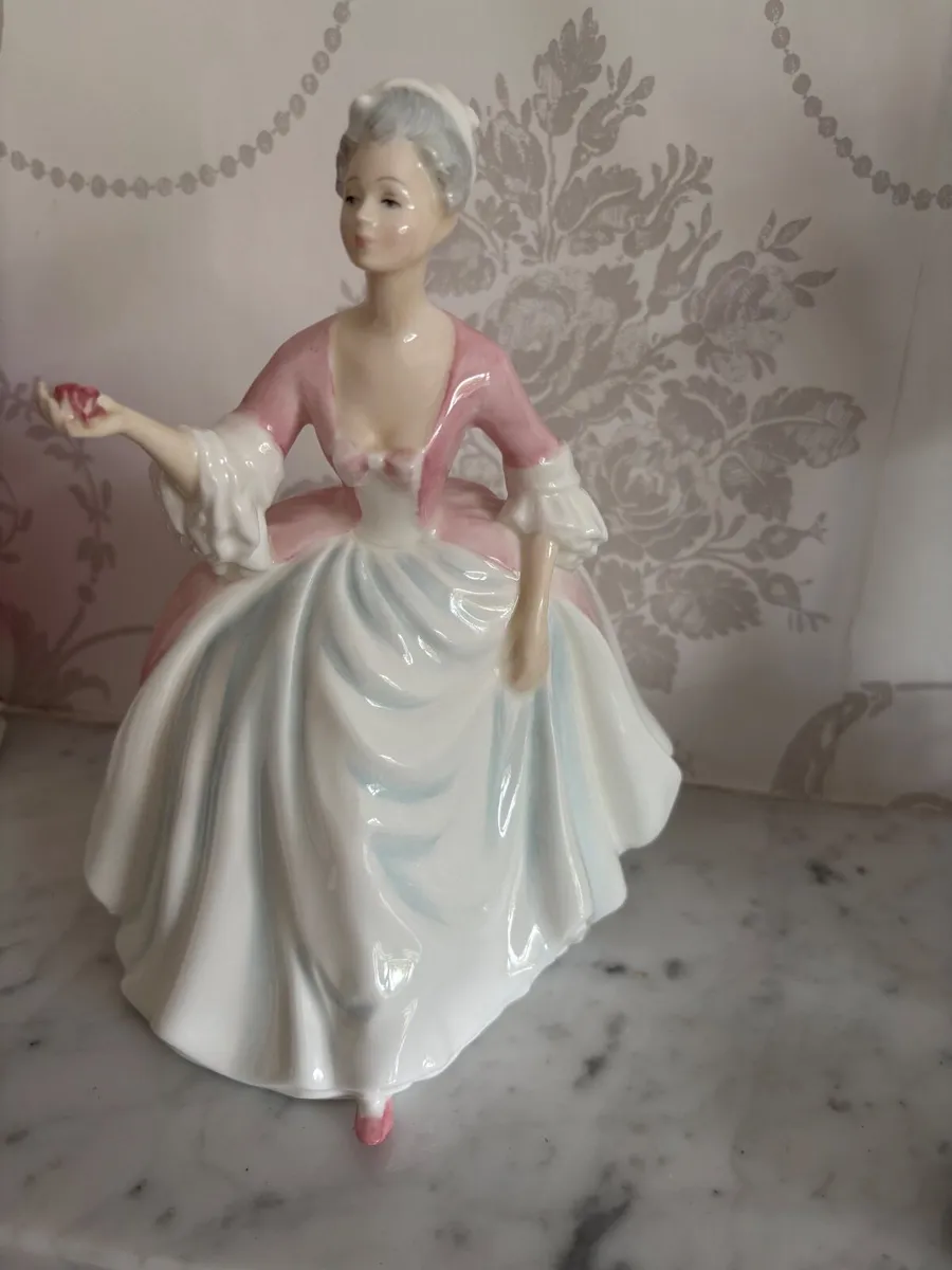 Royal Doulton figurine - Image 2