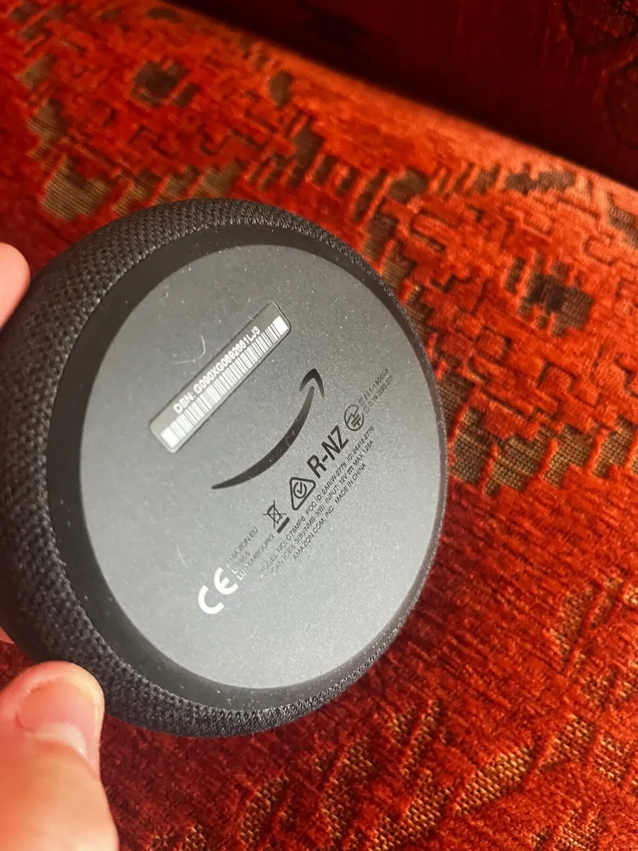 Amazon echo dot (2nd generation) - Image 2