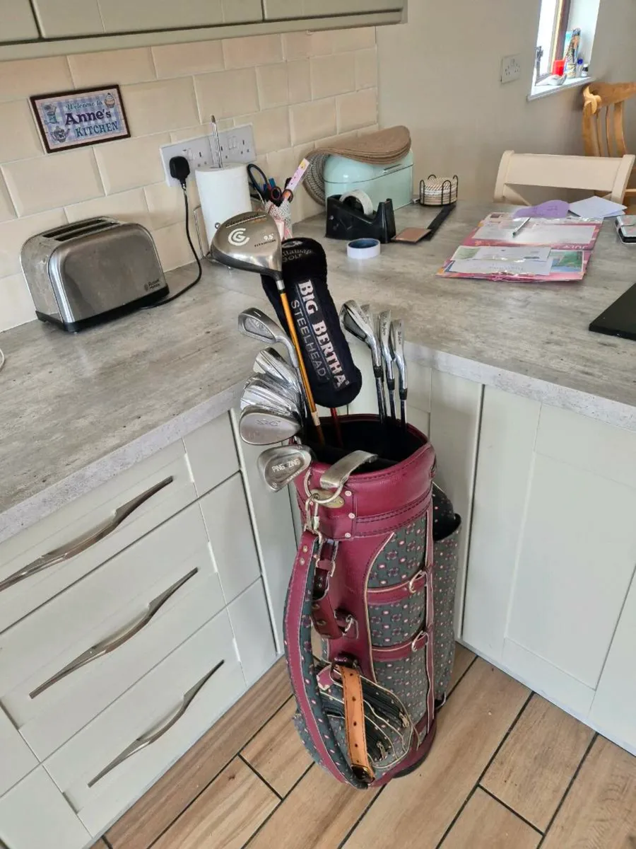 Golf Set - Image 1