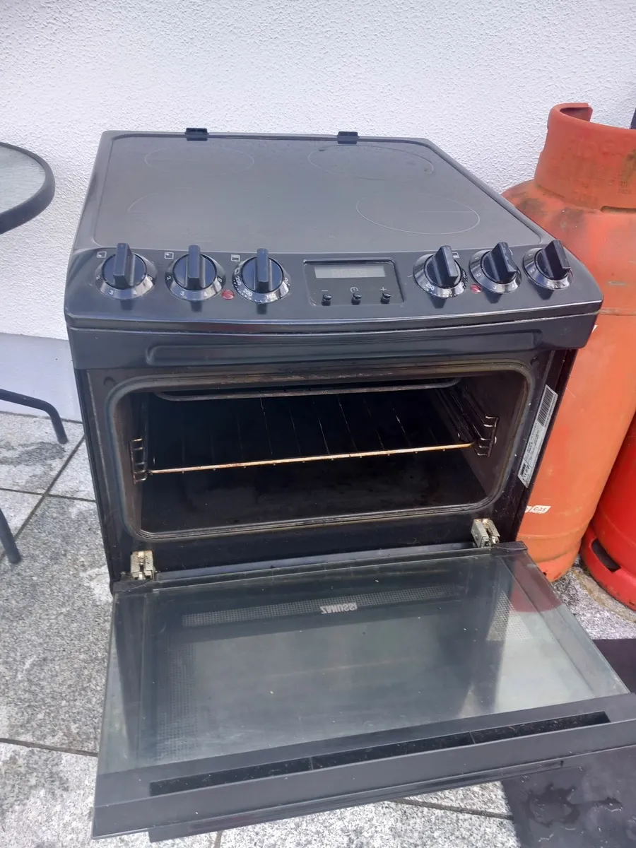 Zanussi electric cooker - Image 2