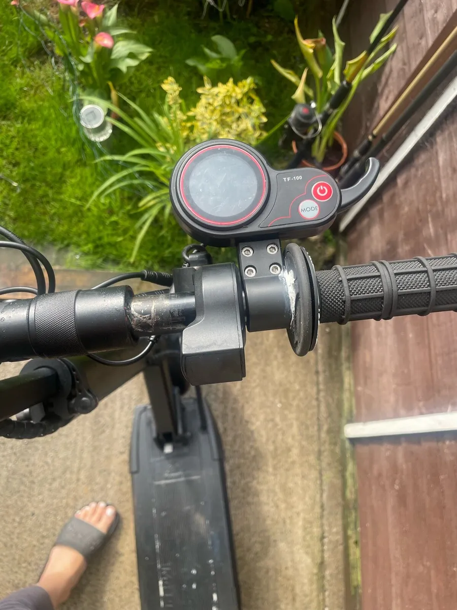 scooter - Image 2
