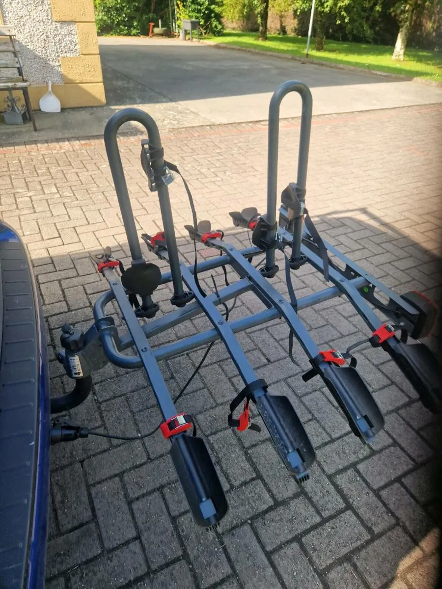 4 bike tow bar rack - Image 1