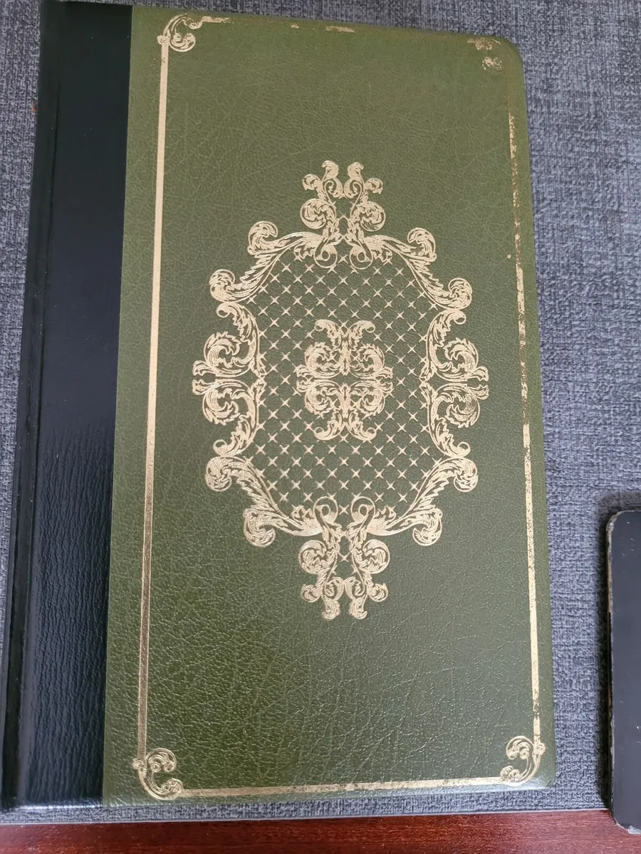 Books - Image 4