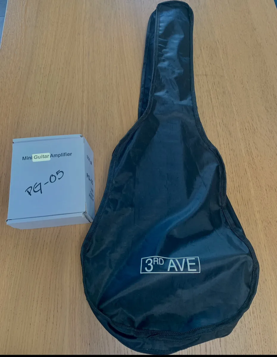 3rd Avenue kids mini electric guitar and amp - Image 2