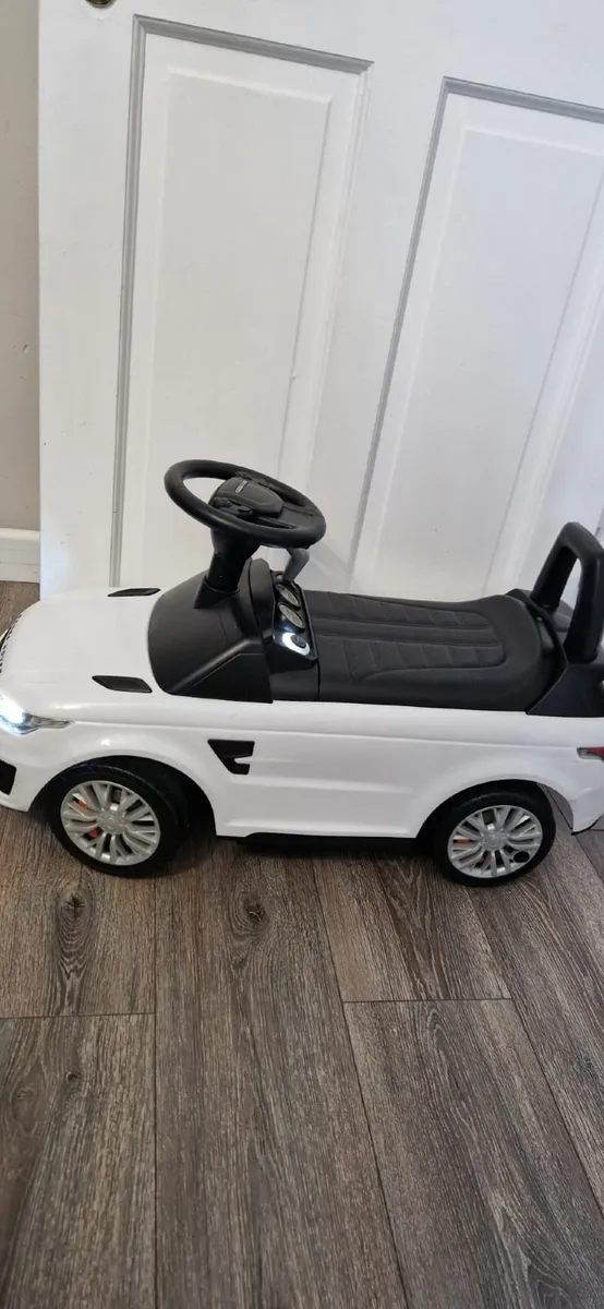 Electronic car - Image 1