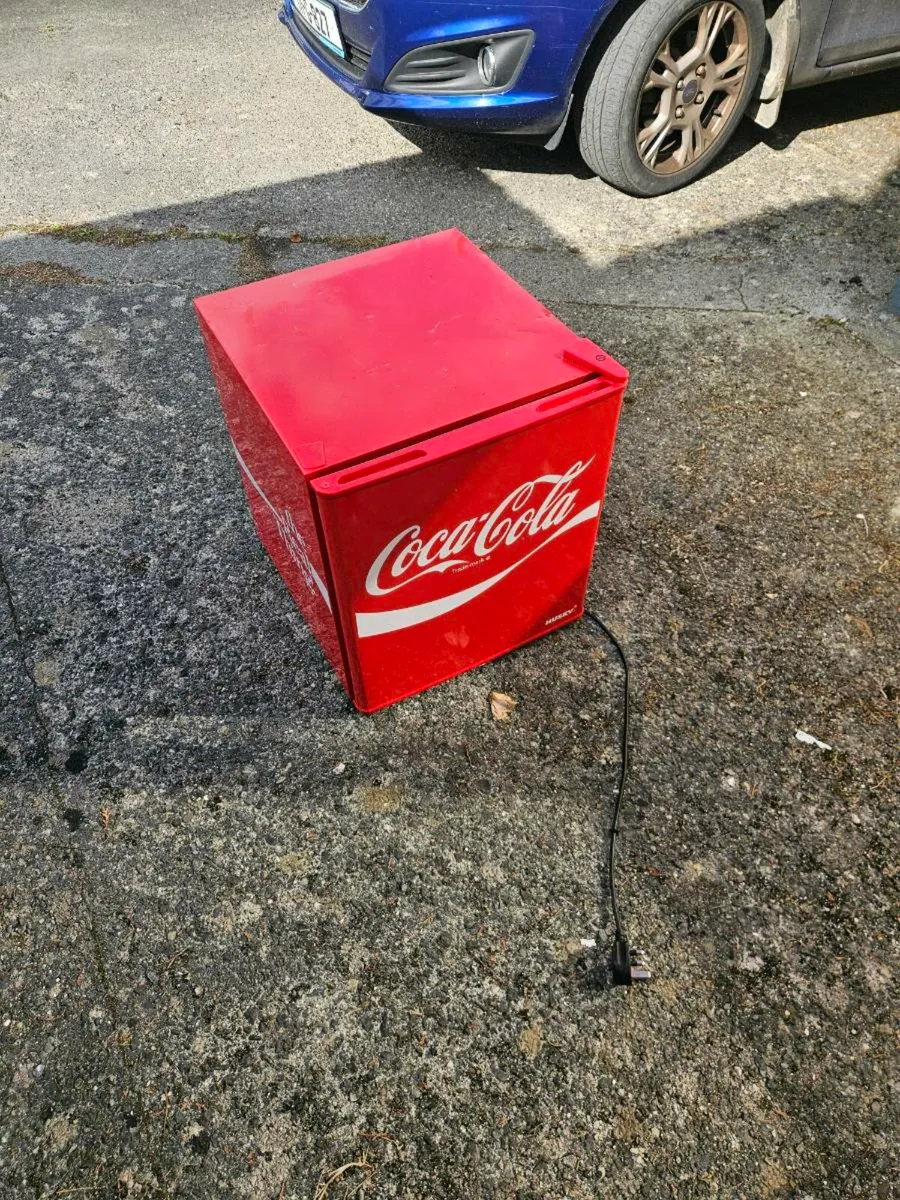Counter  top fridge - Image 1