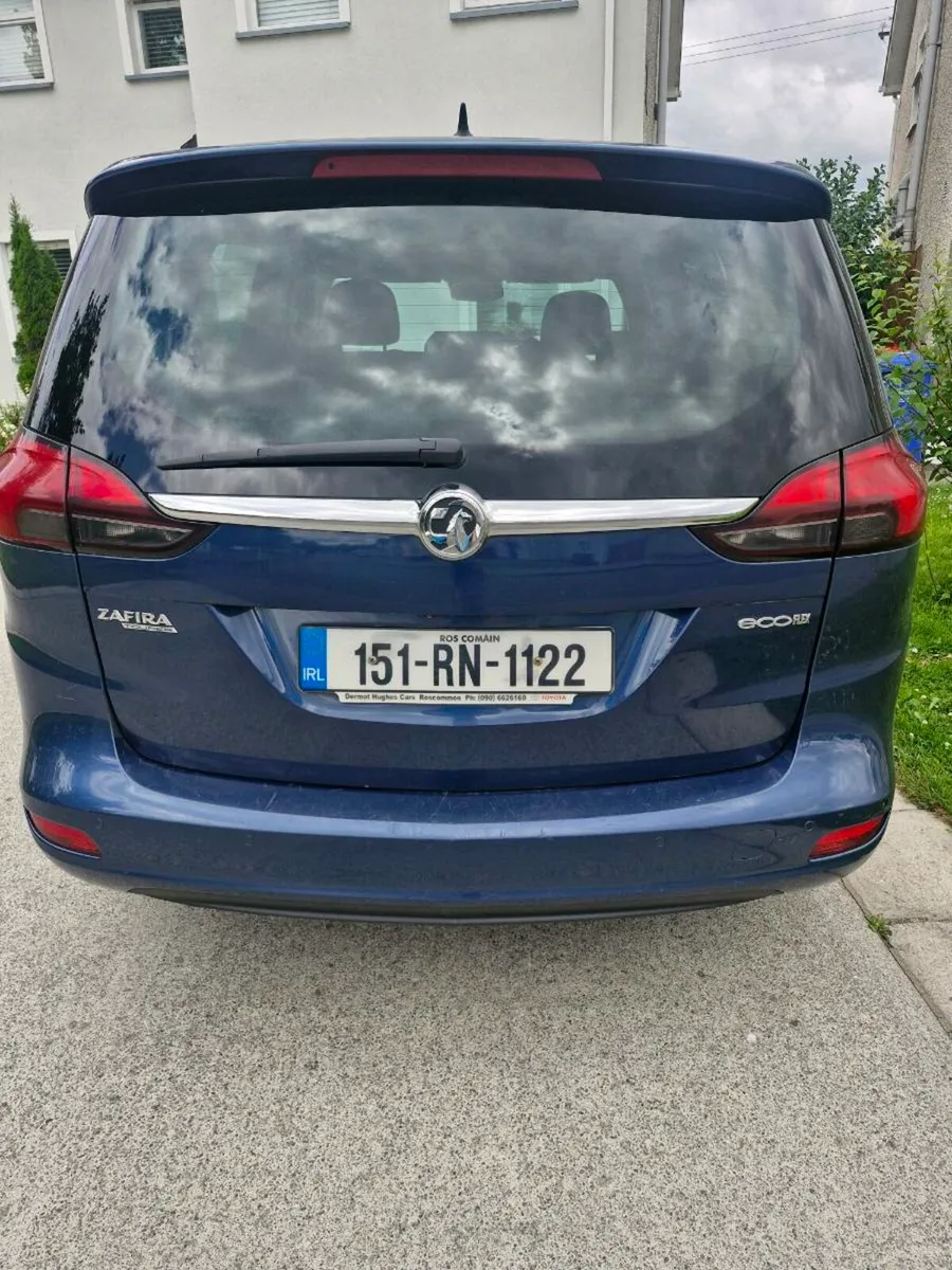 151 Vauxhall Zafira Tourer - Image 3