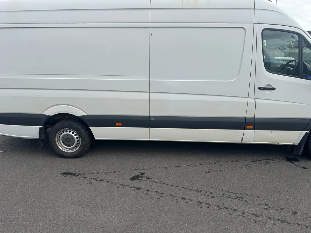Volkswagen Crafter LWB - Image 4