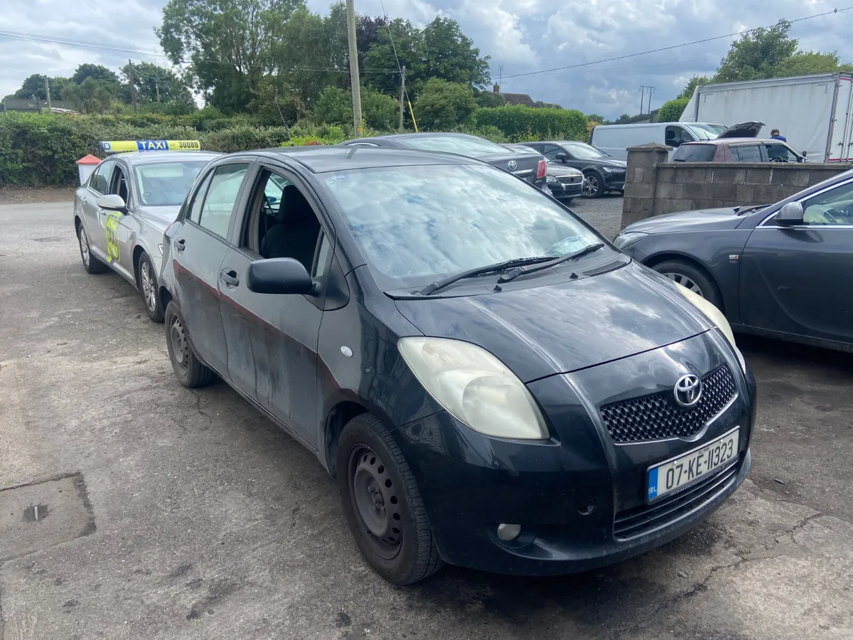07 Toyota Yaris needs engine - Image 2