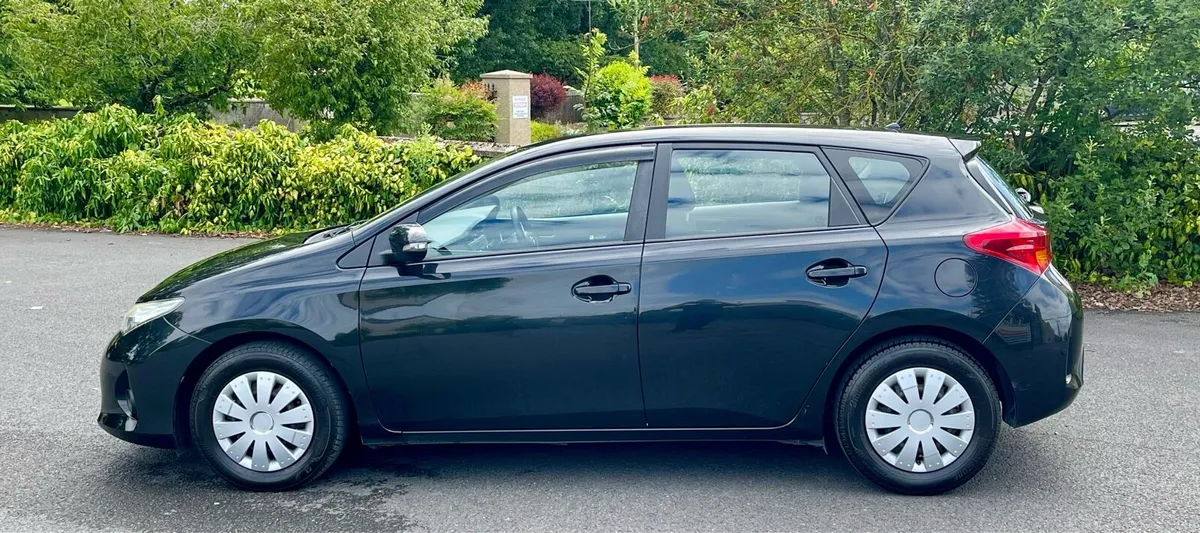 2013 Toyota Auris 1.4D4D Terra - Image 4