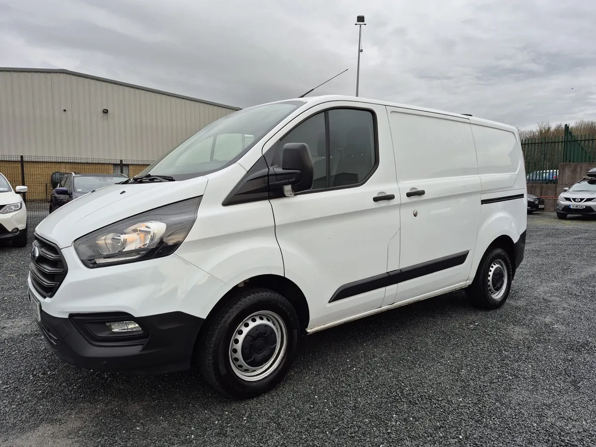 Ford Transit Custom - Image 1