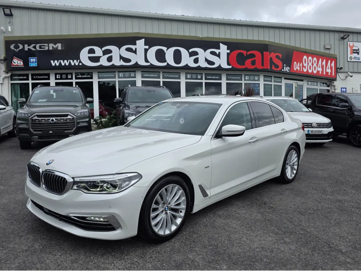 BMW 5-Series ( 182 REG 523D LUXURY EDITION CARPLAY - Image 1