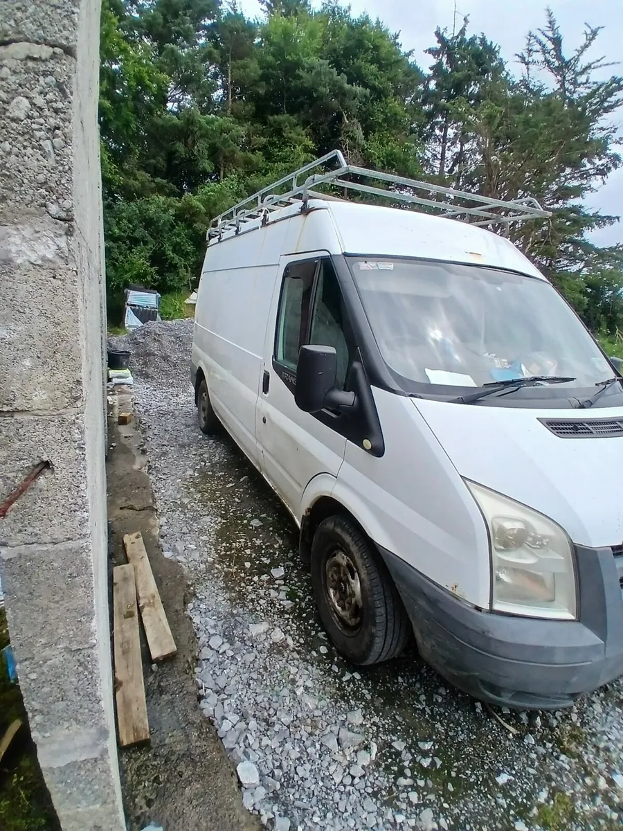2011 Ford Transit - Image 3