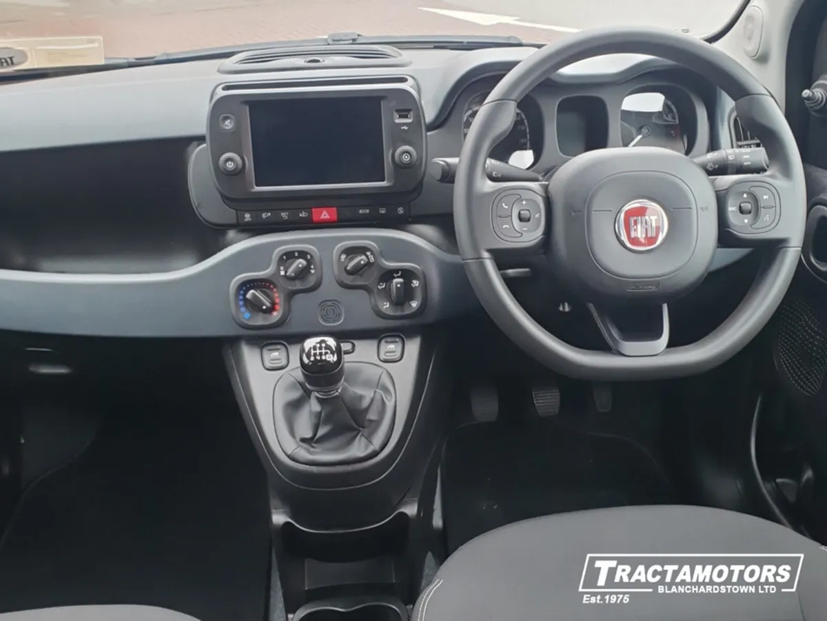Fiat Panda 1.0 CROSS 5DR - Image 2
