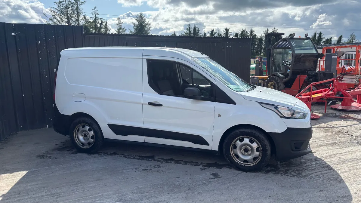 Ford Transit Connect - Image 4