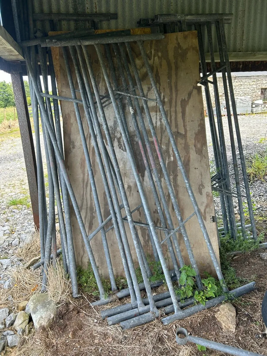 Tower scaffolding - Image 4