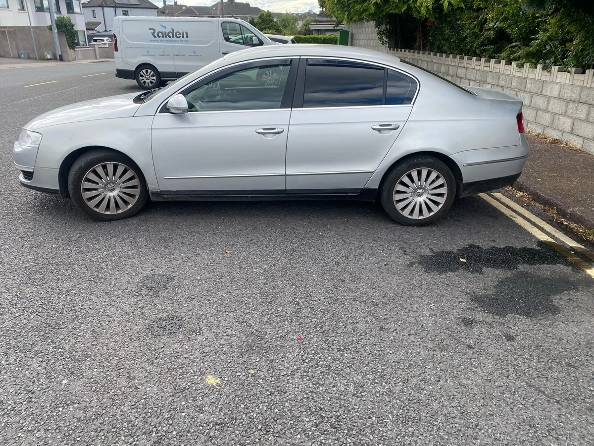 Volkswagen Passat Highline Plus - Image 2
